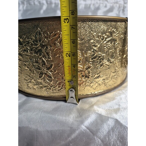 Vintage Guildcraft Gold Embossed Grapevine And Leaf Tin - Picture 15 of 16